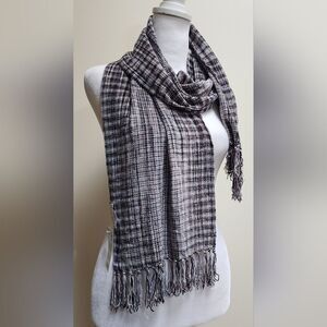 NEW Collection Eighteen Black Gray and White Plaid Scarf